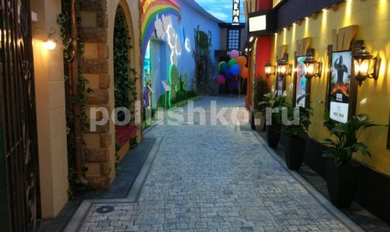 Наливные полы 3D с изображением брусчатки в гостинице
